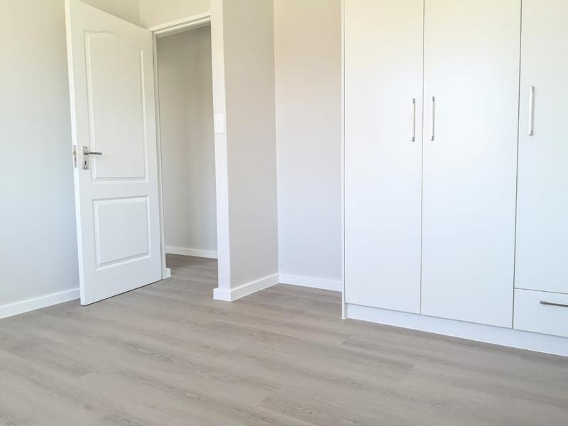 To Let 2 Bedroom Property for Rent in Sunningdale Western Cape